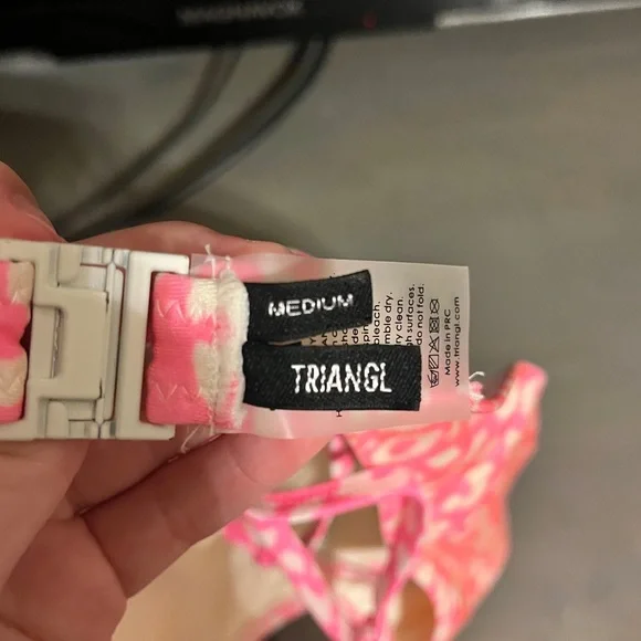 BUY OR TRADE! Triangl Pink and White Leopard Swimwear Top only - Picture 7 of 8